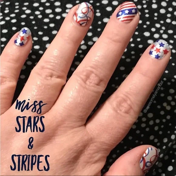 *Retired* Color Street: Miss Stars & Stripes | 4th of July Patriotic America - Picture 6 of 10